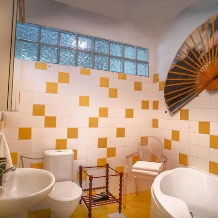 Fara Bosin Dom wakacyjny *